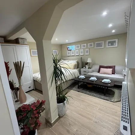 Apartman Appartement F1 Climatisee Rez De Chaussee